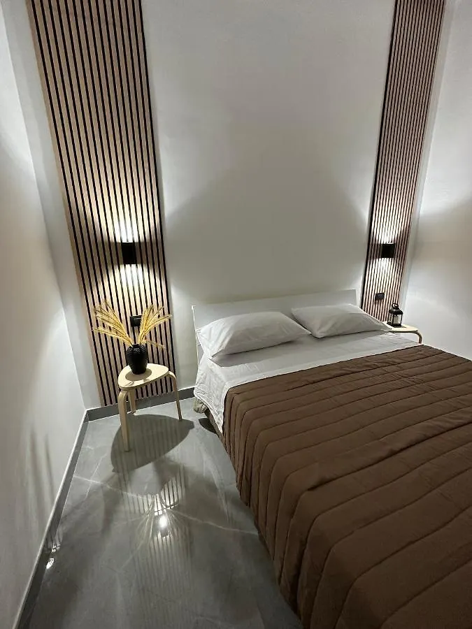 נאפולי Dg Lovely Home דירה